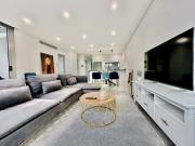 413/19 George Julius Av, Sydney