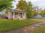 413 S Elm St, Lincoln, IL 62656