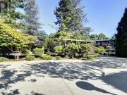 414 9857 MANCHESTER DRIVE