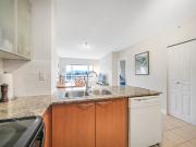 415 4 KNIGHT STREET, Vancouver, BC V5N 5Y8 Condo For...