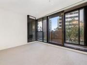 416/4 10 Daly Street, SOUTH YARRA Apartment for rent...