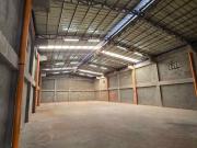 417 sqm Warehouse for Rent in Banker's Village,...