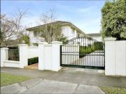 4/17 Wolseley Close, Mont Albert VIC 3127 Apartment For... 4/17 Wolseley Close, Mont Albert VIC 3127 Apartment For...