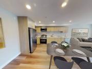 418 408 East Columbia