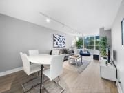 419 711 Bay Street, Toronto, M5G 2J8