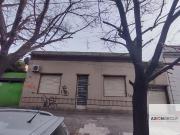 41 e/ 13 y 14 Casa 2 dormitorios c/ cochera en La Plata