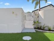 41 Wild Duck Drive, Mermaid Waters, QLD 4218