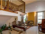 420 Área Útil Casa Alugar, 4 Dormitórios localizado em...