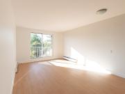 420 Central Avenue 1 Bedroom Apartment for Rent at 420...
