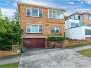 4/20 Tooke Street, Bar Beach Apartment for rent Listed...