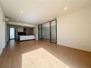 A refreshing on the water living experience with Study +...