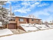 4235 Chippewa Road Nw, Calgary, AB, T2L 1A1 house for sale.