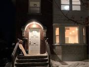 423 Chapel St Ottawa ON K1N 7Z7 3 Bedroom House for Rent...