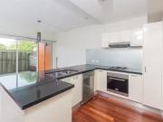 4/25 Douglas Street, Greenslopes, QLD 4120