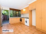 4/25 Dudley Street, HIGHGATE HILL Apartment for rent...