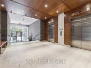 426 385 Artic Red Drive