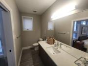 427 Ravenhill Avenue 1