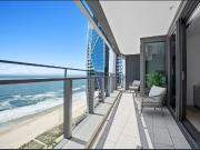 Stylish Inner City Apartment with Light Filled Interiors...