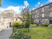 4/2 Browns Place, Edinburgh, EH1 2HX
