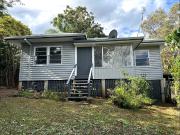 42 Hospital Road, NAMBOUR, QLD 4560