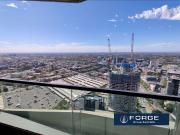 Huge Living Area 3 Bedrooms Apartment, Stunning City... Huge Living Area 3 Bedrooms Apartment, Stunning City...