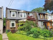431 Indian Grove Main Upp Toronto ON M6P 2H7 3 Bedroom...