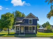 433 E Washington St, Washington, IA 52353 433 E Washington St, Washington, IA 52353