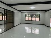 438 sqm Lot with 4 Bedrooms in Magallanes Village,...