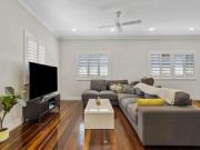 43 Emma Street, Holland Park West QLD 4121