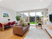 43 Kinvara Road, Navan Road, Dublin 7 DNG Phibsboro 4927...