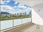 1 bedroom waterfront unit with parking!