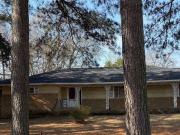 4407 Sunset Dr, Jackson, MS 39213
