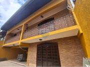 440 Área Útil Casa Alugar, 3 Dormitórios localizado em...