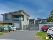 4/41 Evelyn Street, Gosnells WA 6110 Villa For Rent
