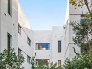 44/32 Queens Road, Melbourne