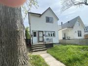 443 Karl Place Upper Windsor ON N9A 5W2 2 Bedroom House...