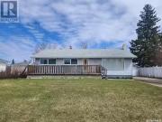 444 10Th Avenue W, Melville, SK, S0A 2P0 house for sale Lis.