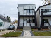 447 Centennial St, Winnipeg, MB, R3N 1P8 house for sale...