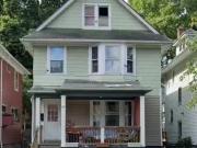 447 Melville House 3 Bed / 1.5 Bath 447 Melville St