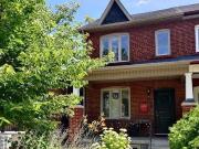 44 Auburn Avenue Upper Ma Toronto ON M6H 2L6 3 Bedroom...