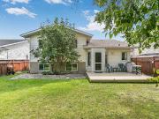 44 CHARLTON RD, Sherwood Park, AB T8H 1P9 House For Sale...