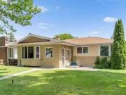 44 Fraser Road Se, Calgary, AB, T2H 1E3 house for sale List.