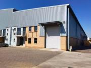 451m² warehouse to let in n4 gateway.