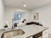 4530 Avenue Coloniale Studio Apartment for Rent at 4530...