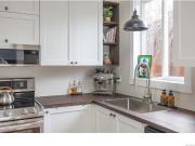 457 Milton St, Nanaimo, BC V9R 2K9 House For Sale |...