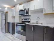 45 Paisley Blvd W 1 Bedroom Apartment for Rent at 45...