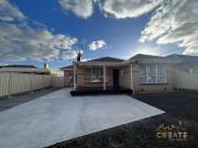 45 Stradbroke Drive, St Albans VIC 3021 House For Rent $480