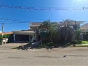 460 Área Útil Casa de Condomínio Alugar, 4 Dormitórios...