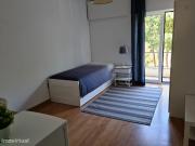 461829 Quarto com cama de solteiro/casal, com.