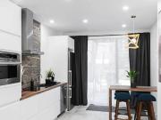 4627 Av Des érables Montréal QC H2H 2E1 1 Bedroom...